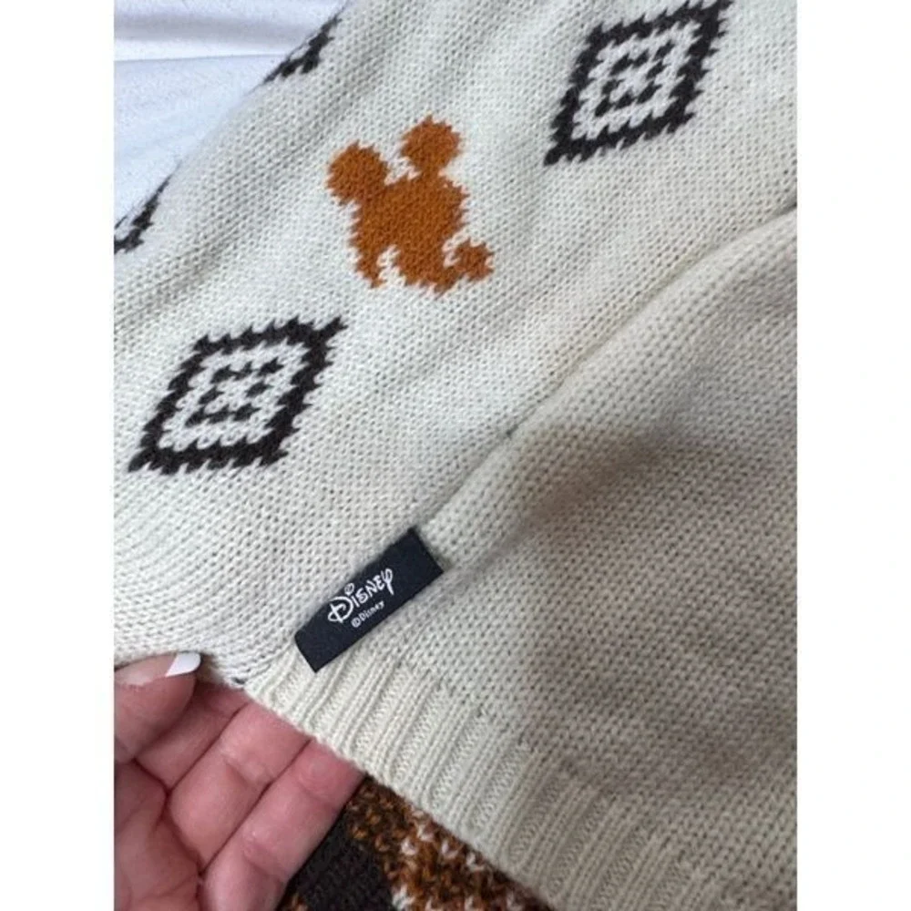 Disney Cream and Brown Chewy Mickey Mouse Southwest Pattern Cozy Sweater. Sz XXL